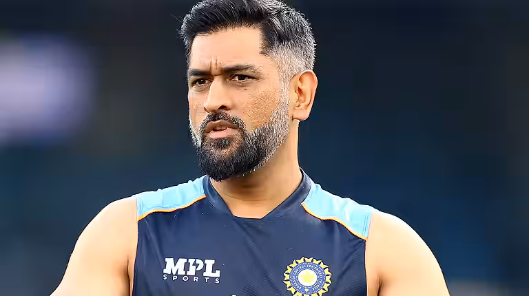 MS Dhoni Biography
