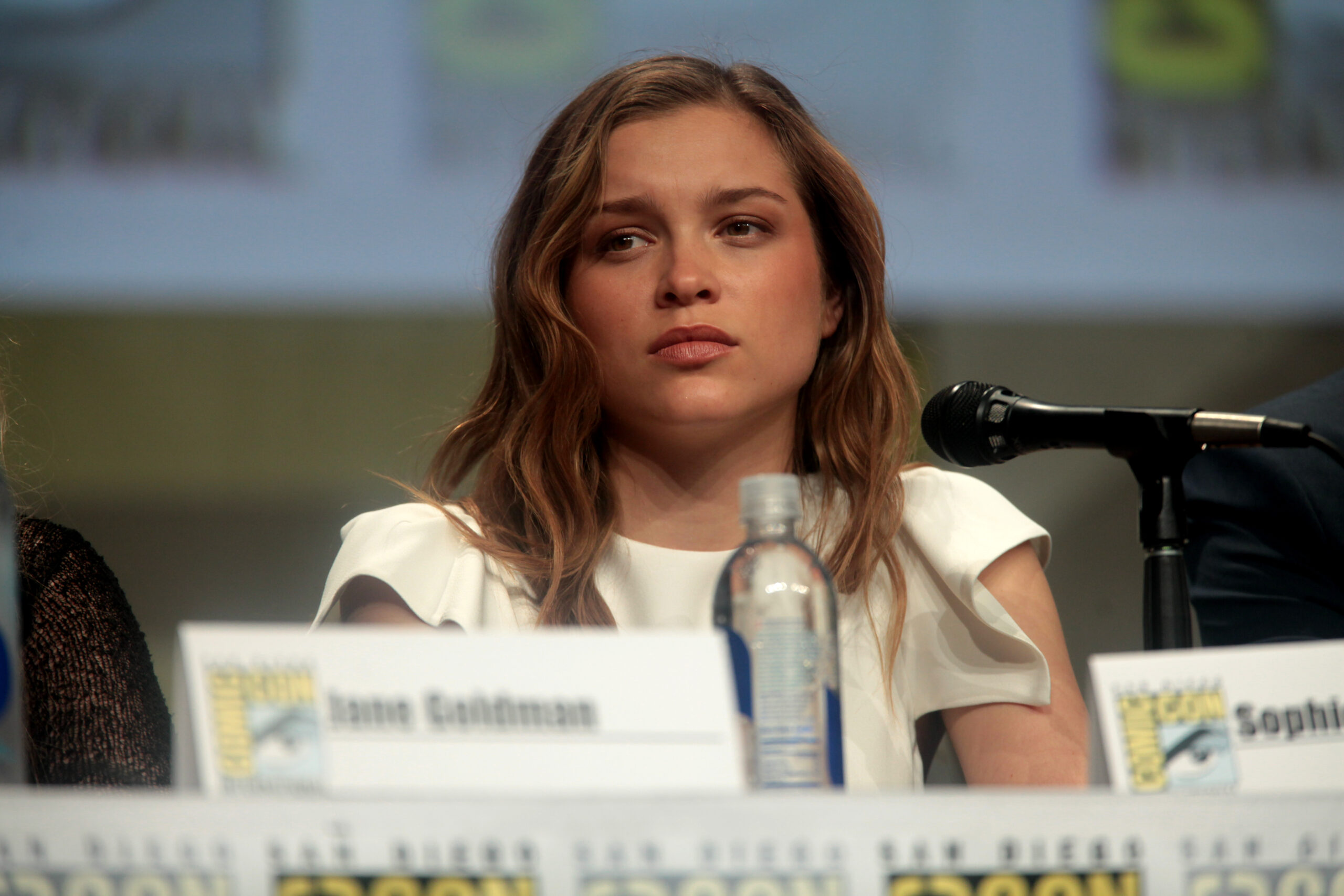 Sophie Cookson Biography